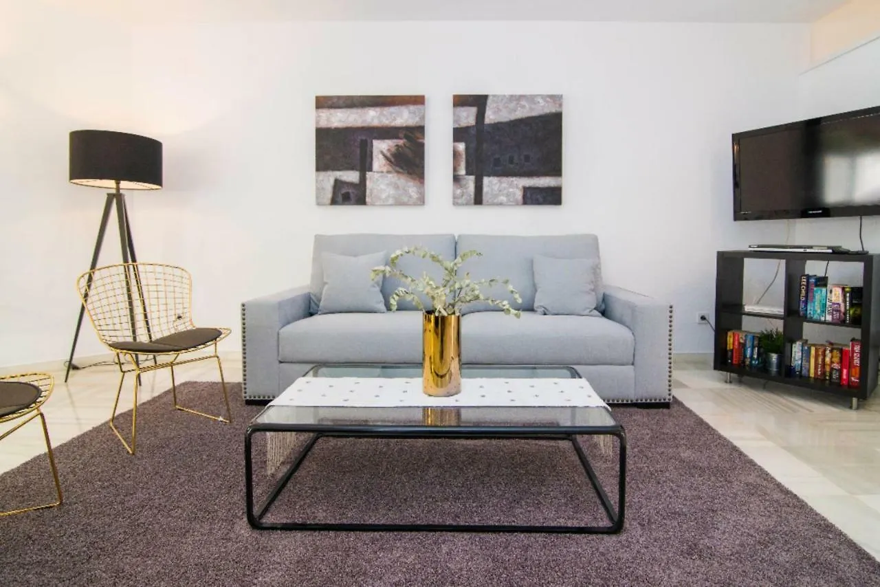 Townhouse Los Naranjos Apartment Marbella