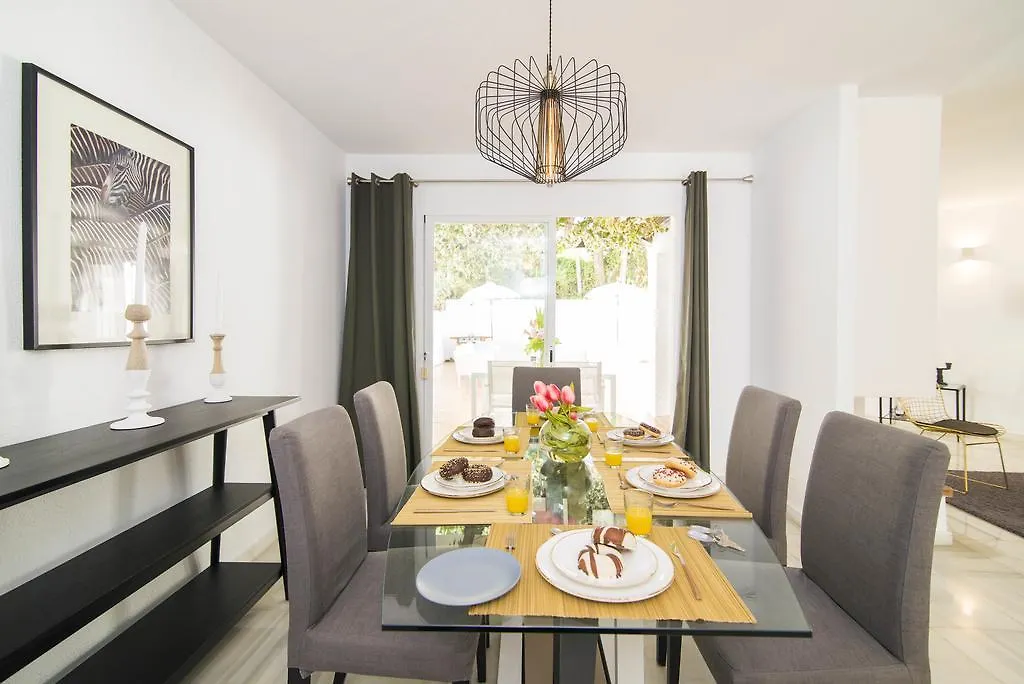 Apartment Townhouse Los Naranjos Marbella Spain