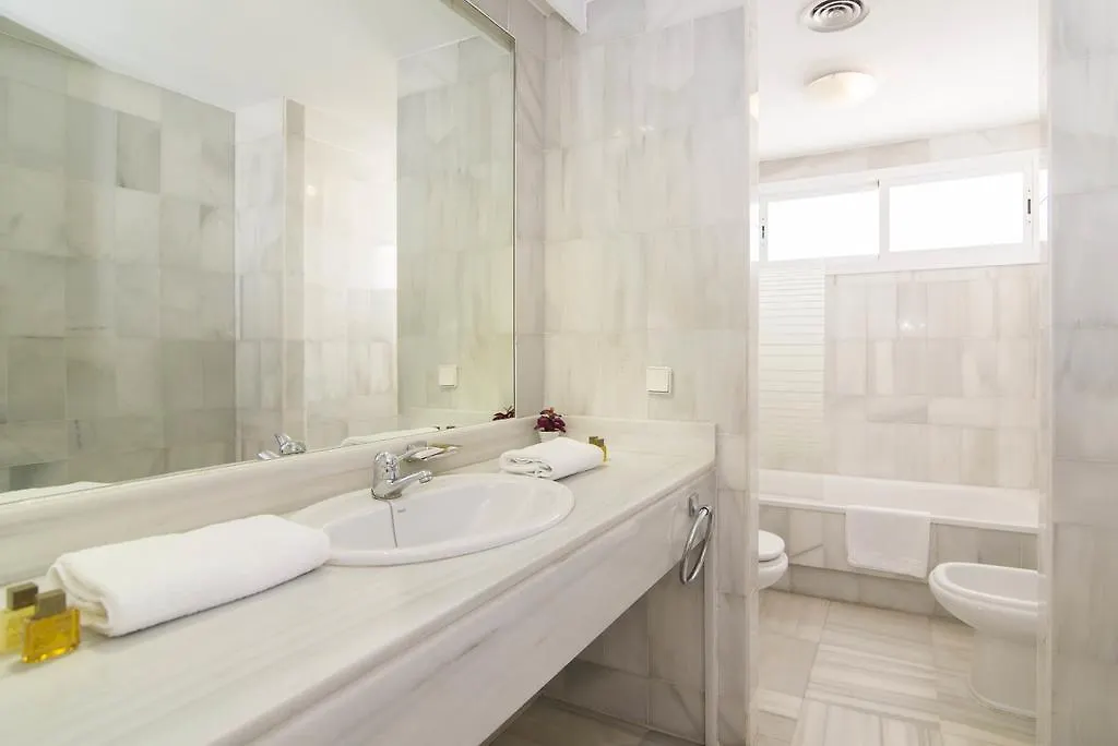 Townhouse Los Naranjos Marbella Apartment